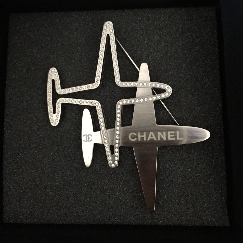 🌟⭐️SOLD🌟⭐️Chanel brooch airplane collection 💯